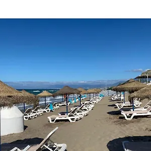 En Con Vistas Al Mar Apartamento