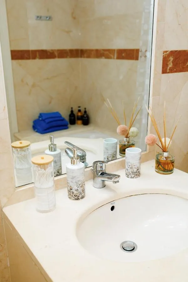 Two-Room Apartment In Elviria Near The Beach With Parking Marbella Spanje