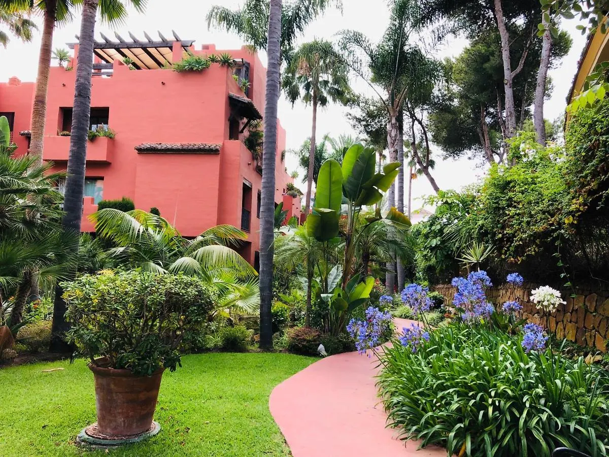 Two-Room Apartment In Elviria Near The Beach With Parking Marbella